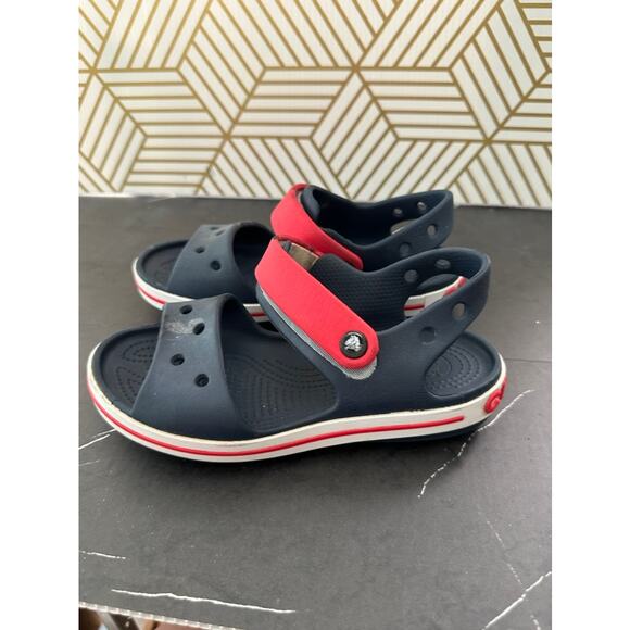 Crocs Girls Navy Sandals | Size 1 - Picture 3 of 6